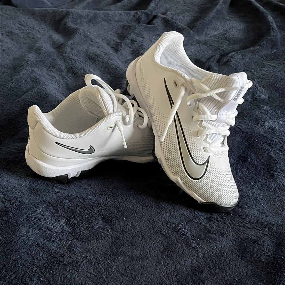 Nike White and Black Running Shoes